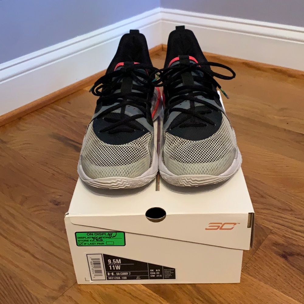 Men’s UA Curry 7 basketball shoes